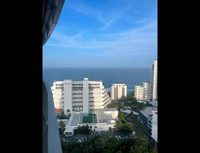 2 BEDROOM APARTMENT FOR SALE IN UMHLANGA ROCKS